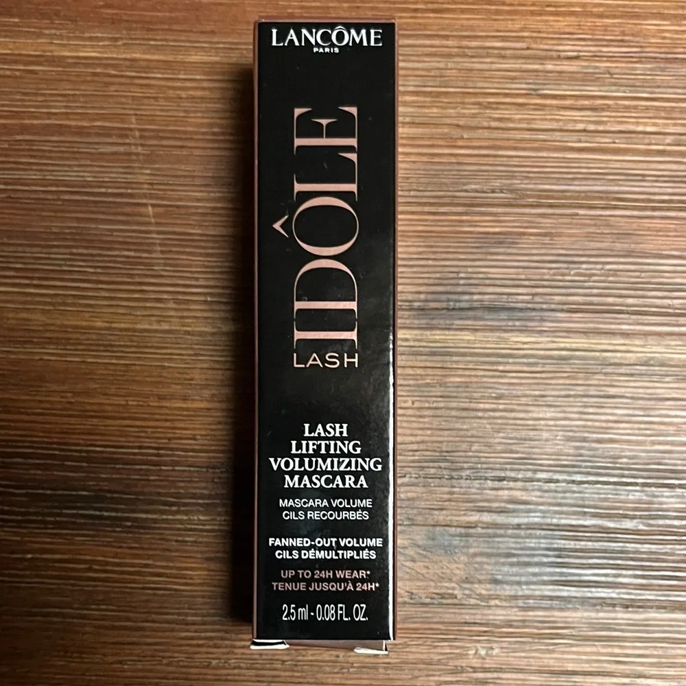 NWT: Lash Idôle Lash Lifting Volumizing Mascara - Black - 2.5 oz